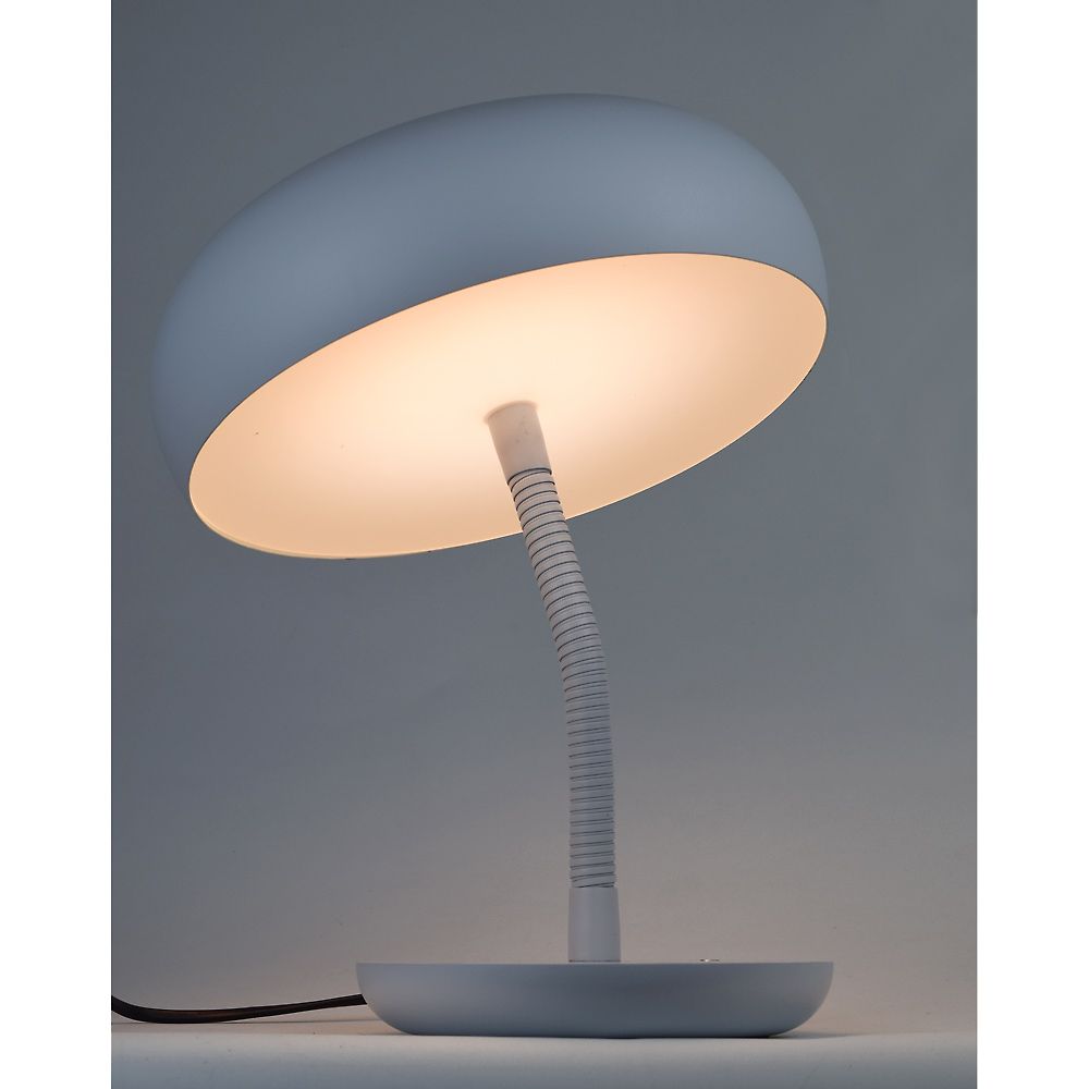 Tischleuchte oder Nachtischlampe mit Touch-Dimmer