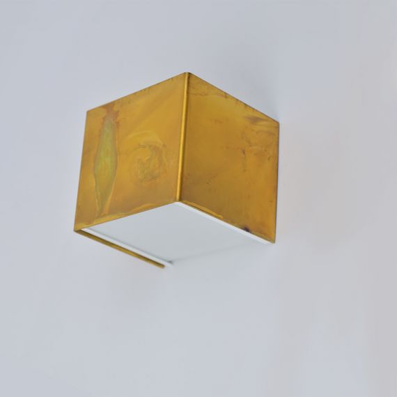Small angular wall light made of oxidized brass