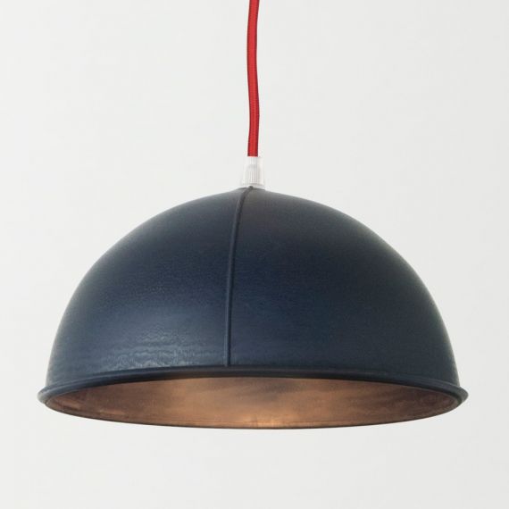 Design Pendelleuchte halbrund, hier Lampenschirm in blau.