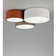 TARRO Deckenleuchte mit drei verschieden groen runden Metallschirmen Groe Deckenleuchte in Wei, Sand u. Terracotta.