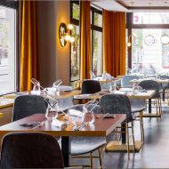 NABILA Glas-Leuchte 3-flammig Design-Wandleuchte Restaurant.