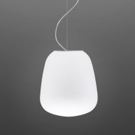 VINCENT Pendelleuchte mit weiem Glas Hngeleuchte mit matt-weiem Glas aus Italien.