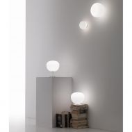 CLEA Italienische Wandleuchte mit Opalglas Beleuchtet verstrmt die Leuchte ein blendfreies Licht.