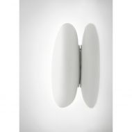 NEOCHIC Organische Wandleuchte mit weiem satiniertem Glas Wohnliches Licht mit der weien Glas-Wandleuchte.