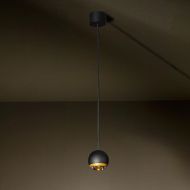 BERRIER JUNIOR Small, high-quality LED pendant Kleine, hochwertige LED Pendelleuchte. Hier in Schwarz + Gold.