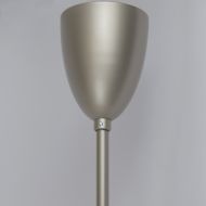 DAPHNE rod pendant light made of large, oval glass Oberflche der Halterung in Perlgrau.