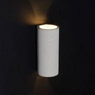 PILAN wall light made of concrete Minimalistische Wandleuchte aus Beton mit einer Lnge von 24 cm.