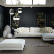 JUBE Zeitlose italienische LED Glaspendelleuchte mit Diffusor Als Kaskade im Wohnraum.