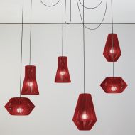 KIT POP UP Mehrfachpendel 2-6 Stck Mehrfachpendel mit 7 Stck und rotem Textilschirm.