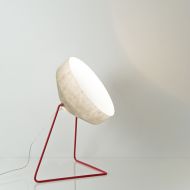 CYRCUS F NEBULA Design Bodenstehleuchte aus Italien Ein groer, schwenkbarer Lampenschirm charakterisieren diese Stehleuchte.