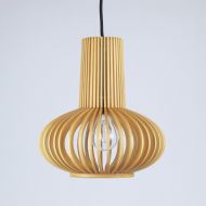 CLAIR Pendelleuchte mit Lampenschirm aus Holz Die Holzlamellen-Leuchte macht ein tolles Lichtspiel.