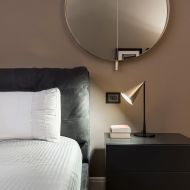 GORDON Italienische Tischleuchte mit beweglichem Schirm Italian Style deluxe und funktionales Leselicht.