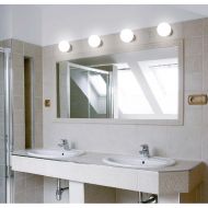 ALPHA Kleine Deckenleuchte mit Opalglas Hier als Wand-Badleuchte ber dem Spiegel.