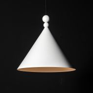 KONKO MONO Farbige Pendelleuchte Pendelleuchte in klassisch Weiss.