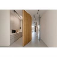 AULA LED line light Helle Design-Deckenleuchte fr die Kche.