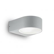 JINGEL wall light for outdoor use Die Auenwandleuchte in der Oberflche Grau.