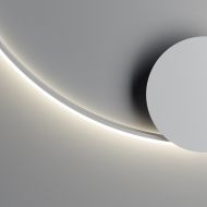 ANNAUX Filigrane Ring-Deckenleuchte Halterung in Wei. LED Licht sitzt aussen auf dem Ring.