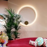 ANNAUX Filigrane Ring-Wandleuchte Bronze Schne, wohnliche Leuchte - hier mit Oberflche in Bronze.