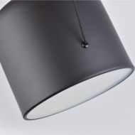 PAULO Schwarze Pendelleuchte mit 1 bis 6 justierbaren Spots Schne matt schwarze Lackierung des Lampenschirms.