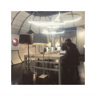 RINGS Ring LED Design Hngeleuchte - flchig Messestand des Hersteller.