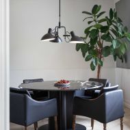 LONDON Hngeleuchte mit drei Schirmen im Industriestil Zur individuellen Beleuchtung des Essbereichs.