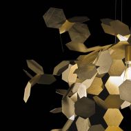 ANDROMEDA Italienische Design Hngeleuchte aus Messing Das Aussehen des Lampenschirms variiert.