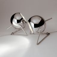 BELUGA Kleine Beistell-Leuchte Chrom Schicke, kleine Tisch- oder Beistell-Leuchte.