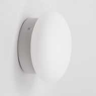 SMARTIE Kleine Wandleuchte mit weiem Glas Matt-weies Lampenglas von 14 cm Durchmesser.