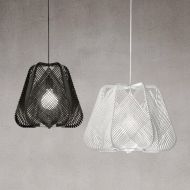 NOWA Pendellampe mit geometrischem Schirm Aussergewhnliche Pendellampe in zwei Gren.