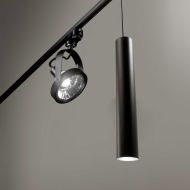 GLAM Beweglicher Spot mit GU10 Leuchmittel Strahler und Pendel 3-Phasen Schiene.