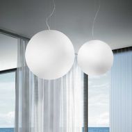 BOLD Kugelglas-Pendel mit 40 od. 50 cm Dm Kugel-Lampen zur blendfreien Grundbeleuchtung.