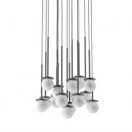 MIORI 16-light spherical glass pendant lamp Die Kaskadenleuchte in Schwarz.