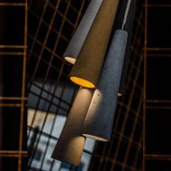 LEVI 5-flam. concrete lamp Die Betonleuchte wird in vielen Farben angeboten.