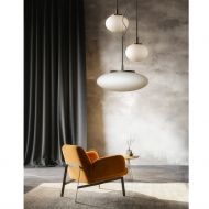 OPRA Opalglas-Pendellampe gro Pendellampen mit weiem Glas in drei Gren.