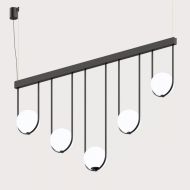 ORIZZONTE Modulares Leuchten-System Variante mit fnf Opalglas-Kugeln (ohne Vasen).