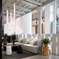 MUDEST Verikale Hngeleuchte Gleichmige Ausleuchtung bei hohen Luftrumen.