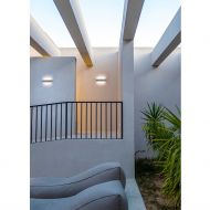 DEFINE Rechteckige Auenwandleuchte indirektes Licht Helle, doch blendfreie Beleuchtung fr den Auenbereich.