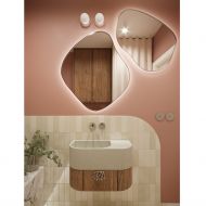 MIORI Small wall light with spherical glass  10 cm Stilvolle Wandlampe im Badezimmer.