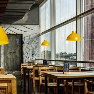 PARABOLICA metal shade pendant lamp Restaurant Tischbeleuchtung Pendellampe gelb..