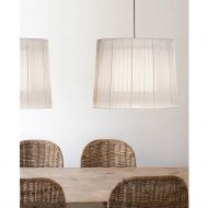 INDIANA C Hngelampe elegantem Organza-Schirm Groer Lampenschirm aus hellem, elegantem Texil.