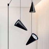 HEAD 3-flam. Pendelleuchte mit langem Kabel Lichtsystem mit ausrichtbaren Lampenschirm.