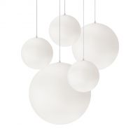 HIGH MOON I 5-flammiges Kugel-Pendelleuchten-Set Groe Leuchte mit 3 x 30cm, 1 x 45 cm, 1 x 60 cm.