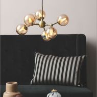 ELEMENTS 6-flammiger Leuchter in Messing und bernsteinfarbigem Kugelglas Blendfrei und moderne Beleuchtung fr den Wohnraum