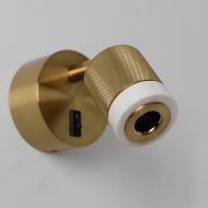 TEEA Spot-Wandleuchte mit Schalter Aged-Gold mit weiem Marmor-Ring: luxuriser Vintage-Touch