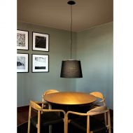 EMILE Gro�e Design-Textil-Pendelleuchte Pendelleuchte mit Textilschirm f�r den Esstisch in Schwarz beleuchtet