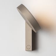 ONFIT Spot-Wandleuchte mit Schalter und USB Lichtquelle um 270� drehbar. Wandleuchte Sand.