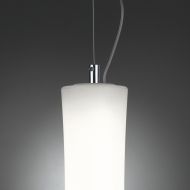 TAKE PLUS Lange Pendelleuchte Detail der Aufhngung mit Stahlseil.