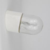 PURE Badleuchte aus Porzellan IP54 Klassische Kombination aus weiem Porzellan und Sturz aus transparentem Glas.