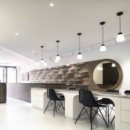 CUP CAKE S Puristische Pendelleuchte Pendelleuchte zur Beleuchtung beim Optiker.