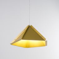 SOYUZ Bunte Pendelleuchte aus Metall SOYUZ Lichtquelle fr kunstvolle Wohnwelten.